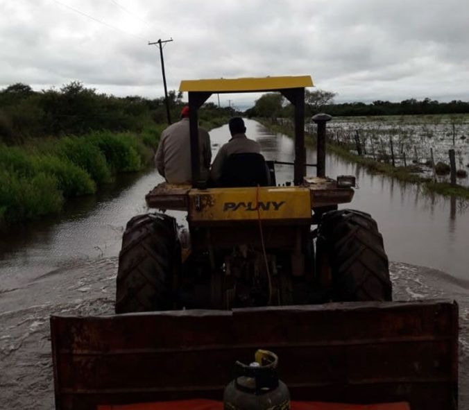 foto, inundación tractor, caminos